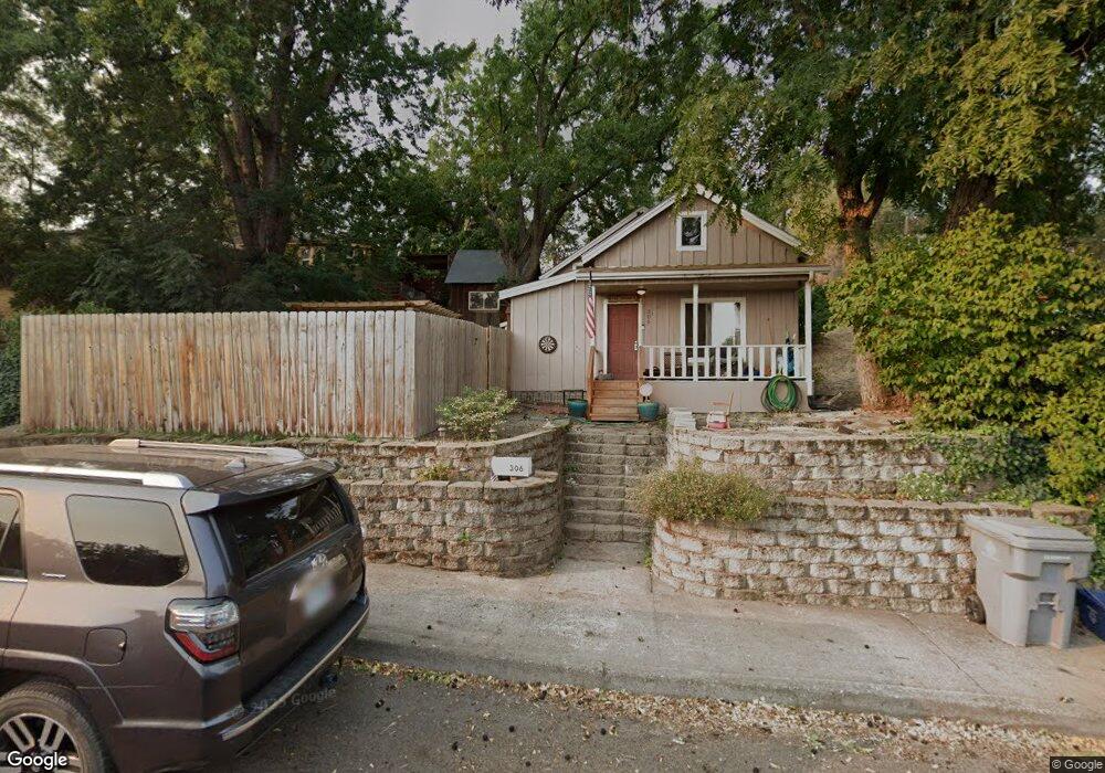 306 W 12th St, the Dalles, OR 97058 - photo 1