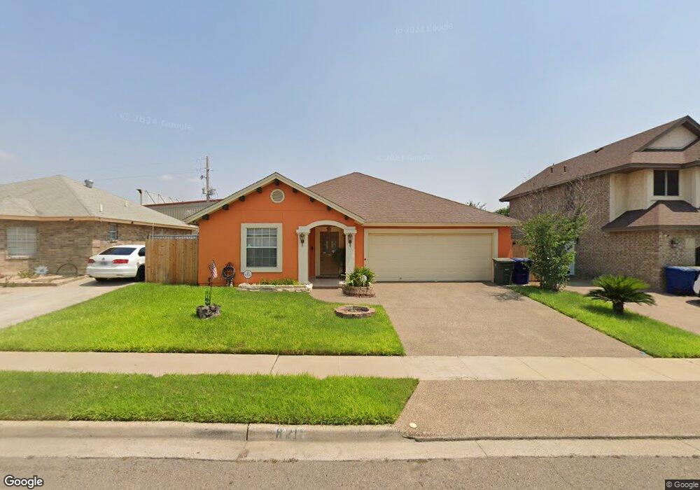 821 Wolf Creek Dr, Laredo, TX 78045 - photo 1