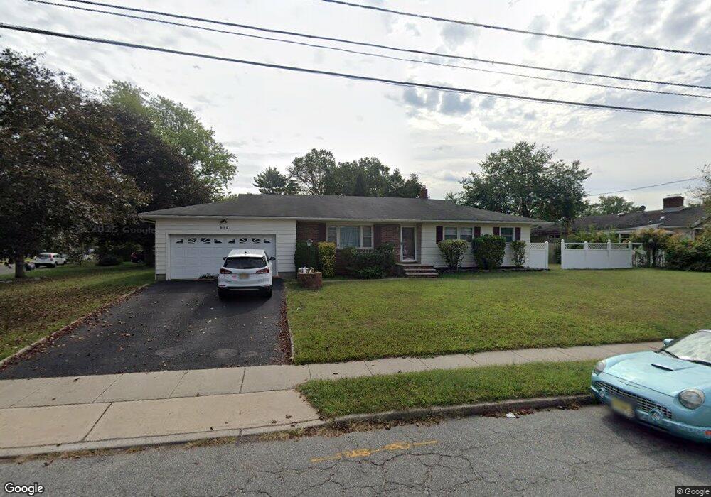 916 Dorn Ave, Middlesex, NJ 08846 - photo 1