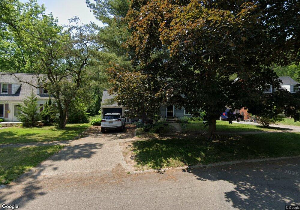 2607 Thomas St, Flint, MI 48504 - photo 1