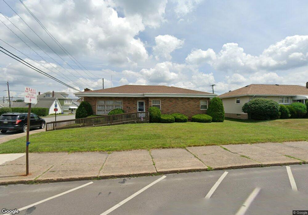 501 S Poplar St, Hazleton, PA 18201 - photo 1