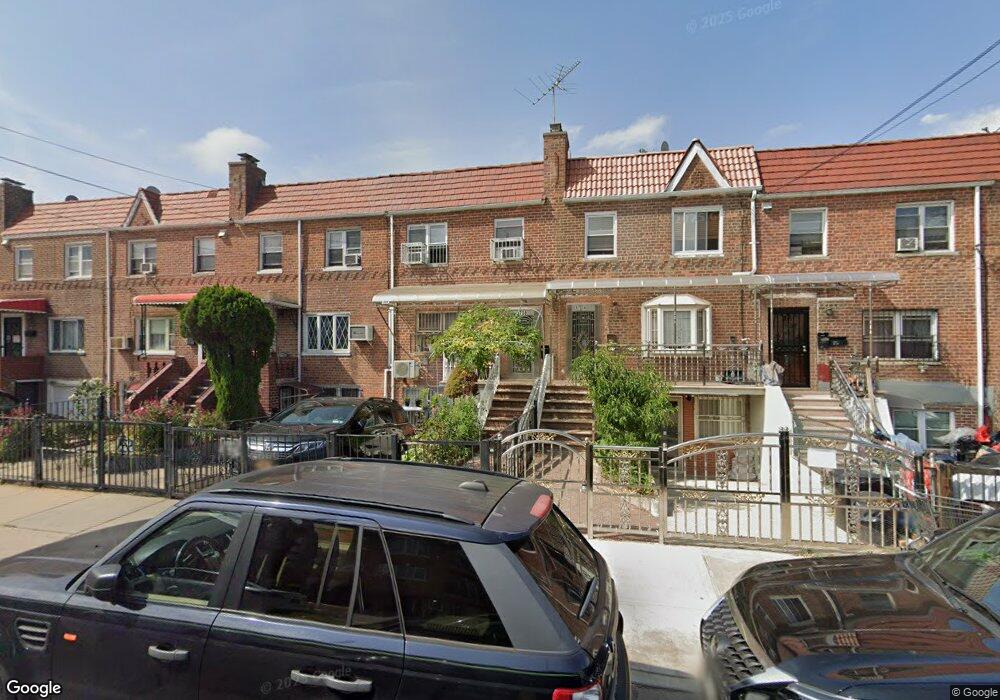 5736 Lawrence St, Flushing, NY 11355 - photo 1