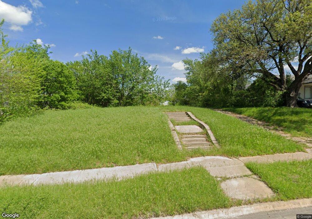 823 N Travis St, Tom Bean, TX 75090 - photo 1