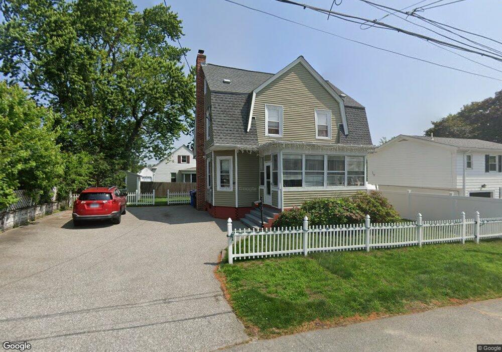 45 Dunedin St, Cranston, RI 02920 - photo 1