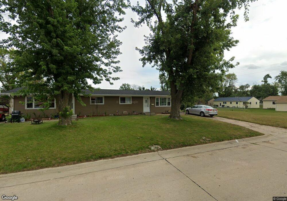 103 A Ave, Hiawatha, IA 52233 - photo 1
