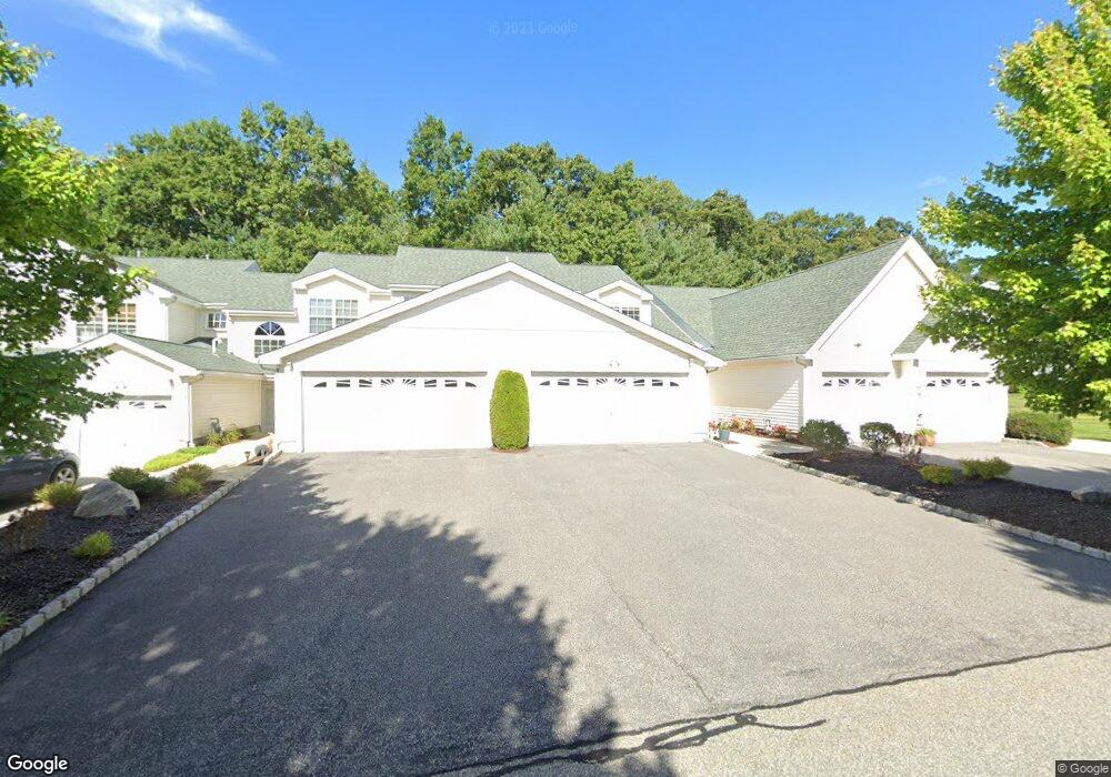 17 Silver Pines Blvd unit 17, North Smithfield, RI 02876 - photo 1