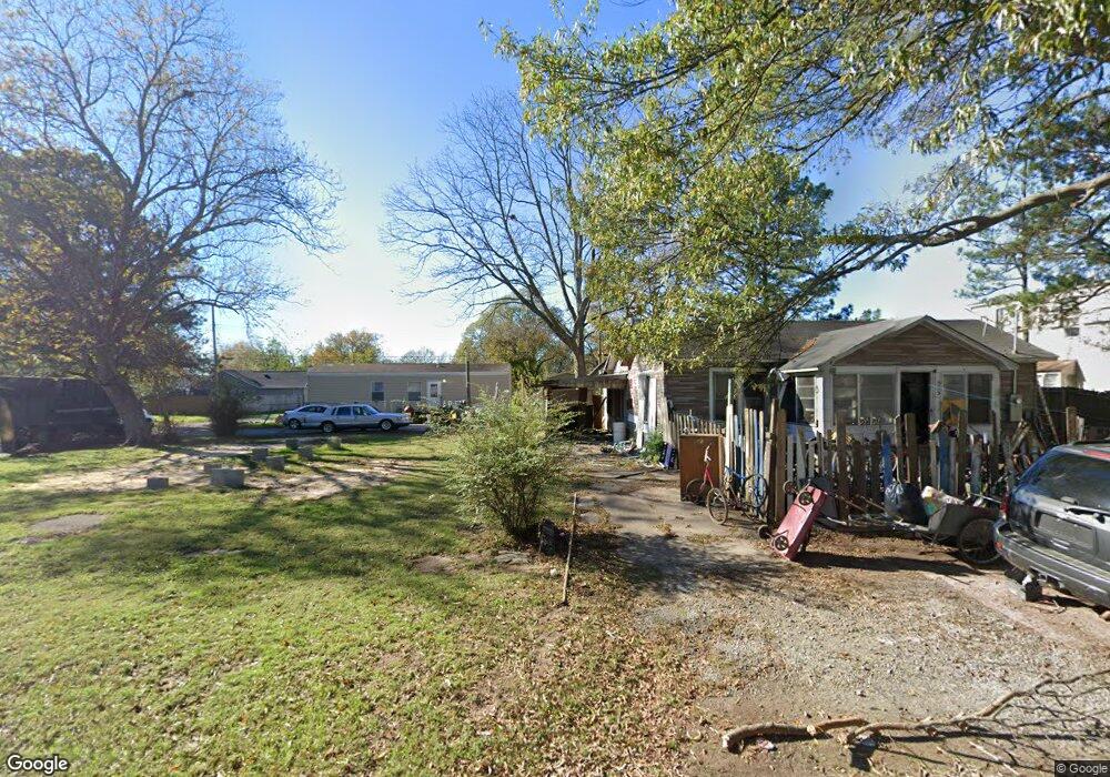 505 N Maple St, Stuttgart, AR 72160 - photo 1