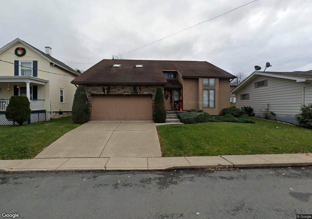 317 Spring St, Dunmore, PA 18512 - photo 1