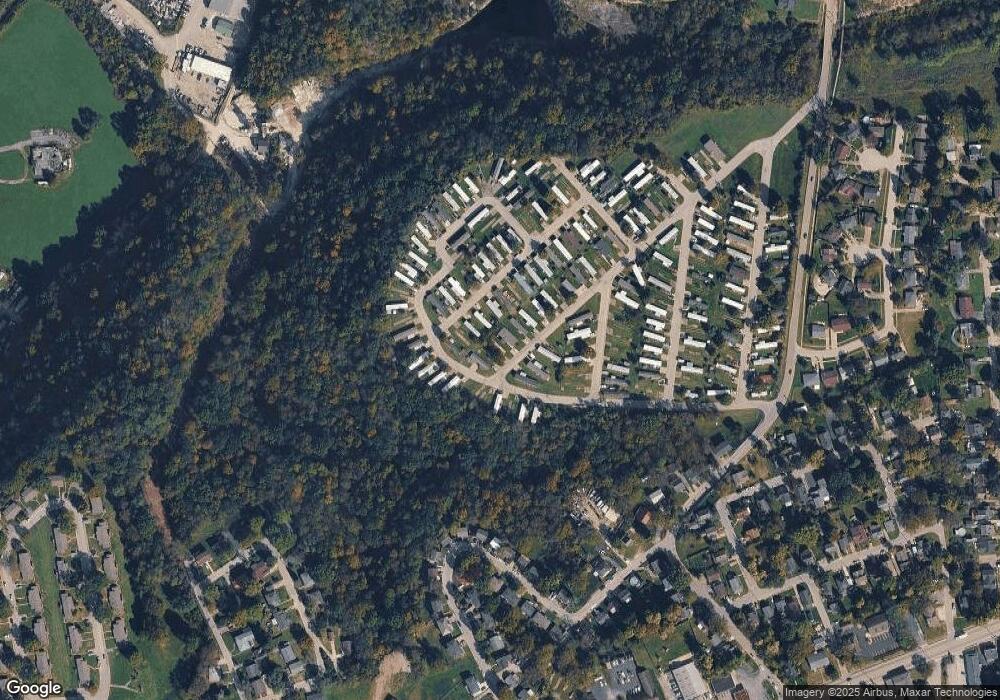 102 Commodore Dr, Frankfort, KY 40601 - photo 1