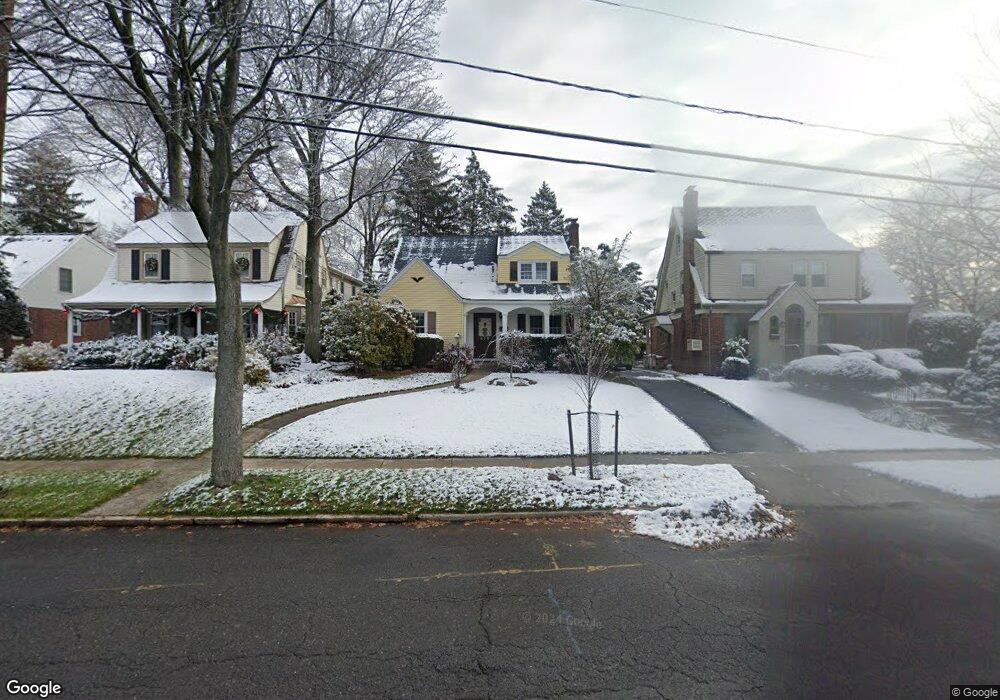 678 Bogert Rd, River Edge, NJ 07661 - photo 1