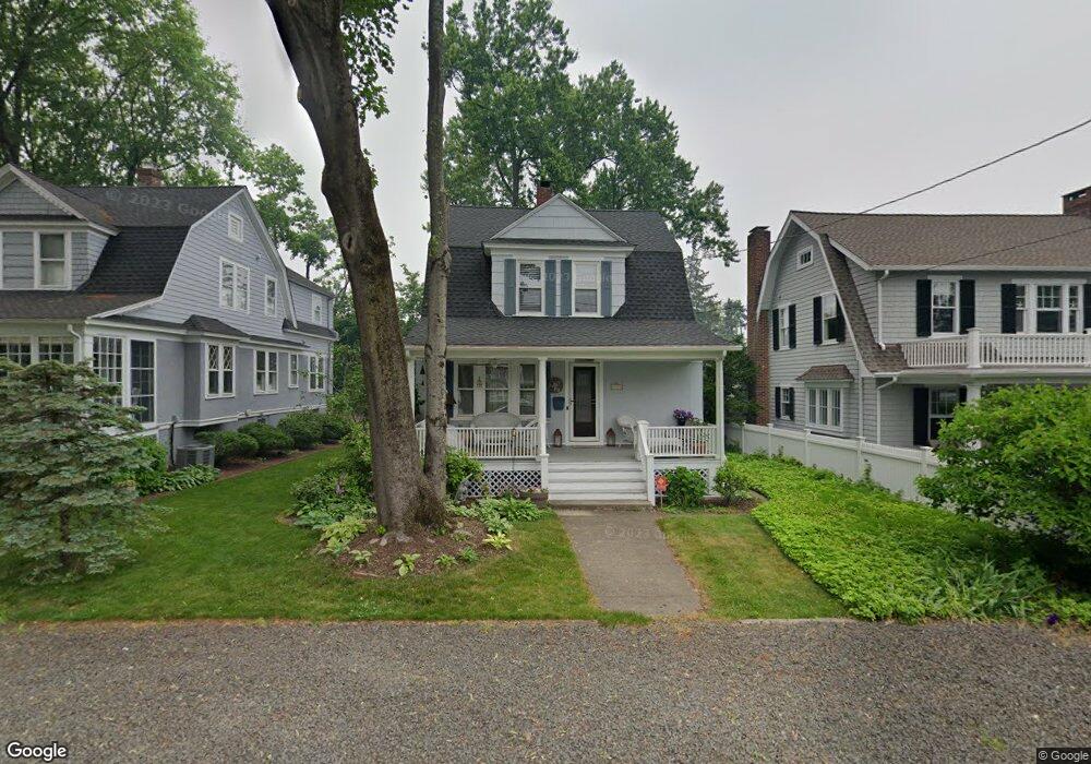 174 Old Post Rd, Fairfield, CT 06824 - photo 1