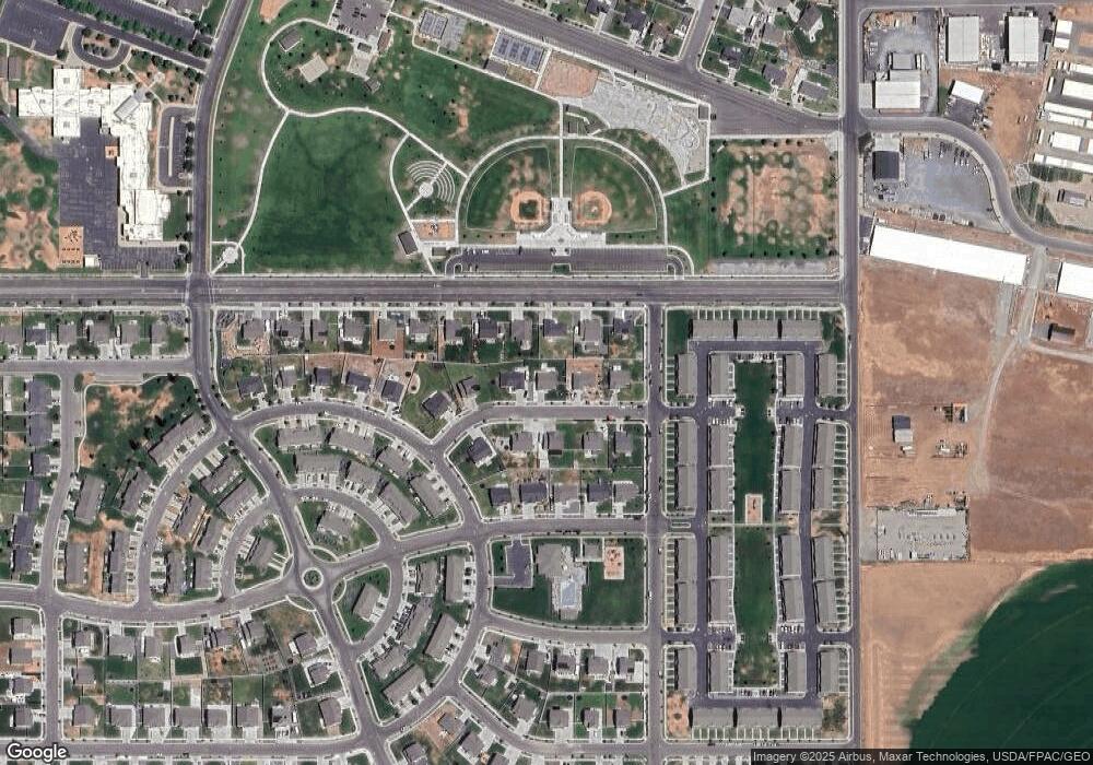 1475 E 340 S, Hyrum, UT 84319 - photo 1