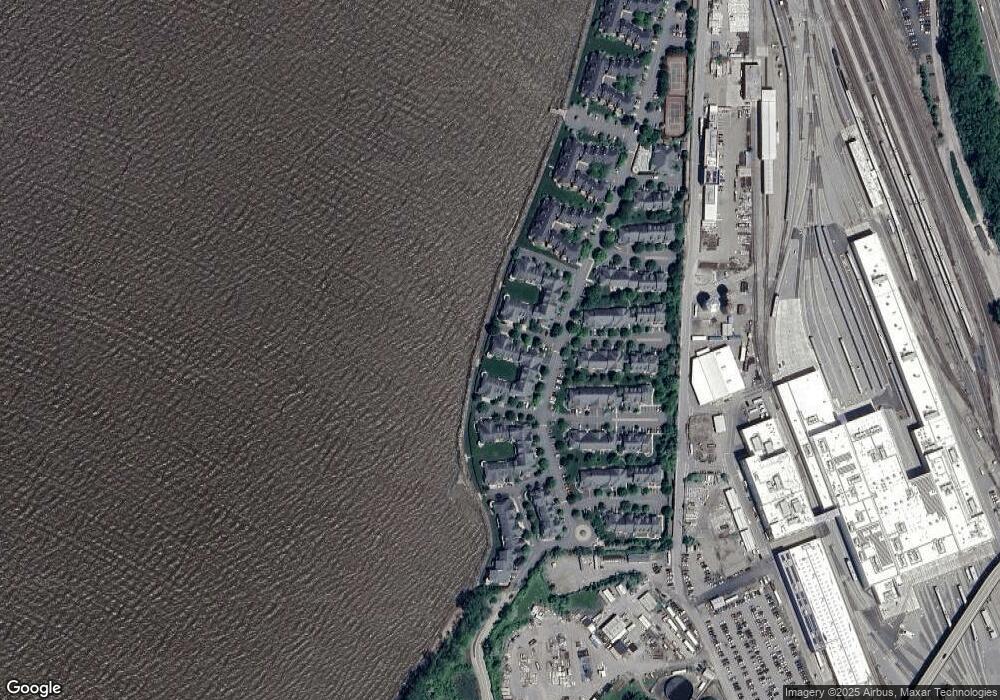 800 Half Moon Bay Dr, Croton On Hudson, NY 10520 - photo 1