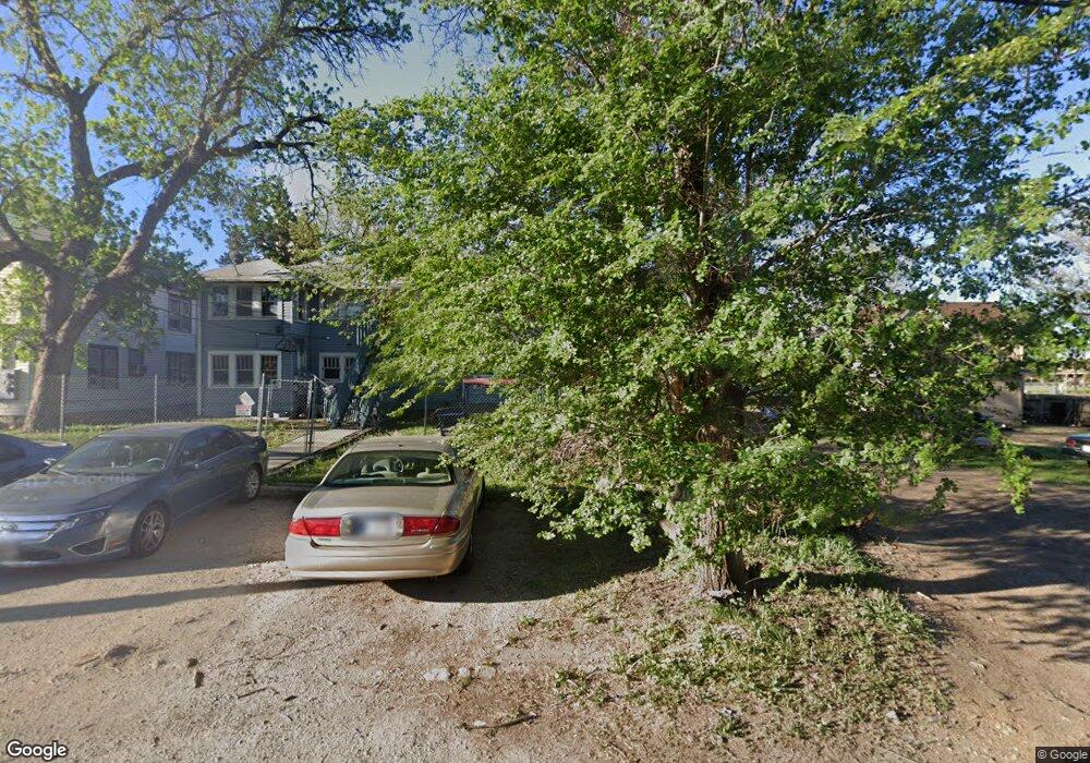 716 SW 8th Ave, Topeka, KS 66603 - photo 1