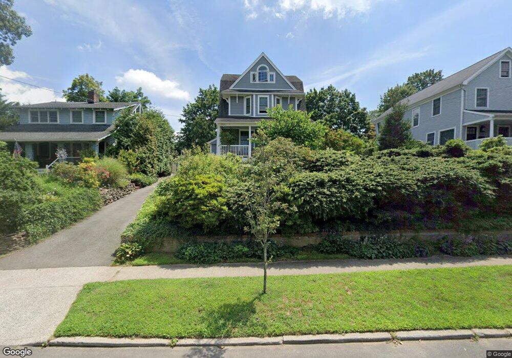 112 Bayview Ave, Port Washington, NY 11050 - photo 1