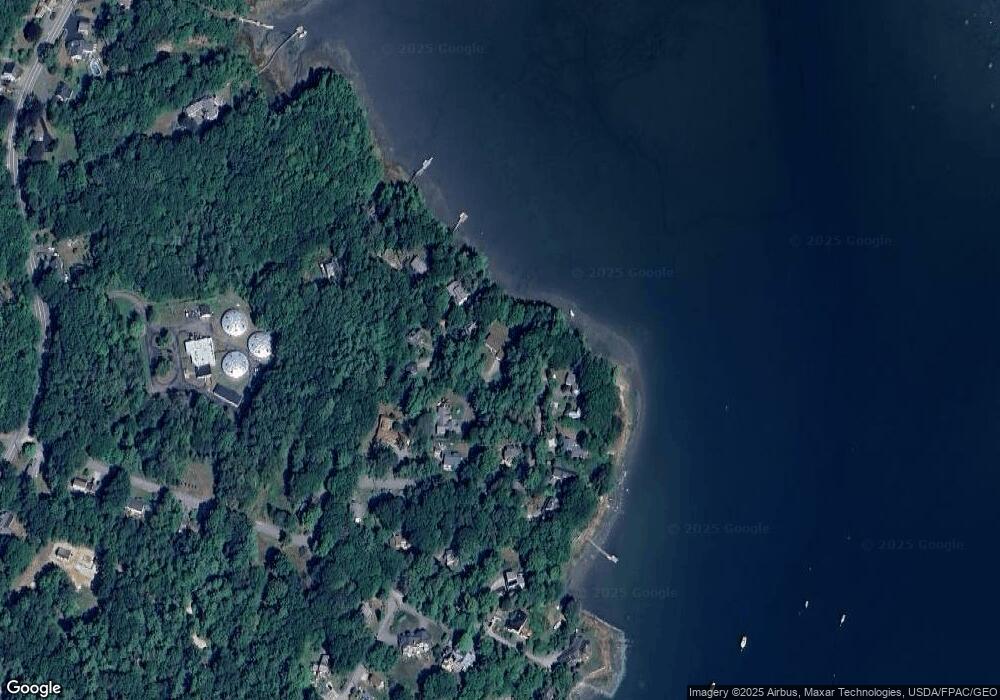 2 Cliff Ave, Freeport, ME 04032 - photo 1