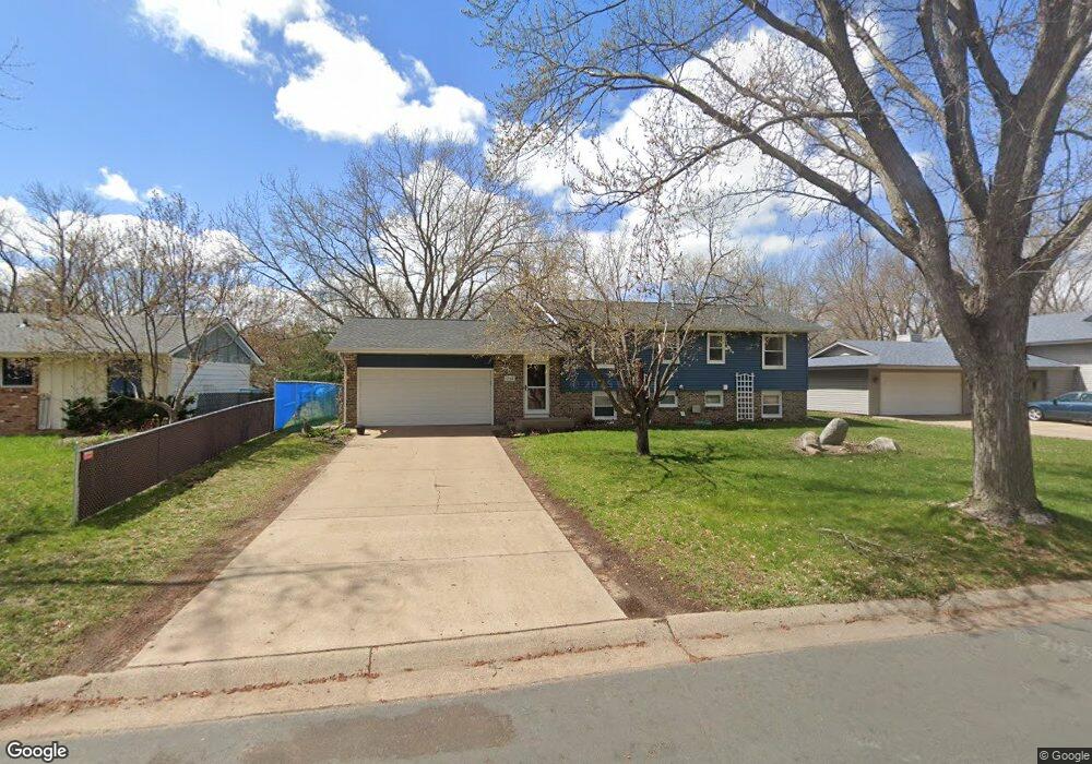 10168 Uplander St NW, Coon Rapids, MN 55433 - photo 1