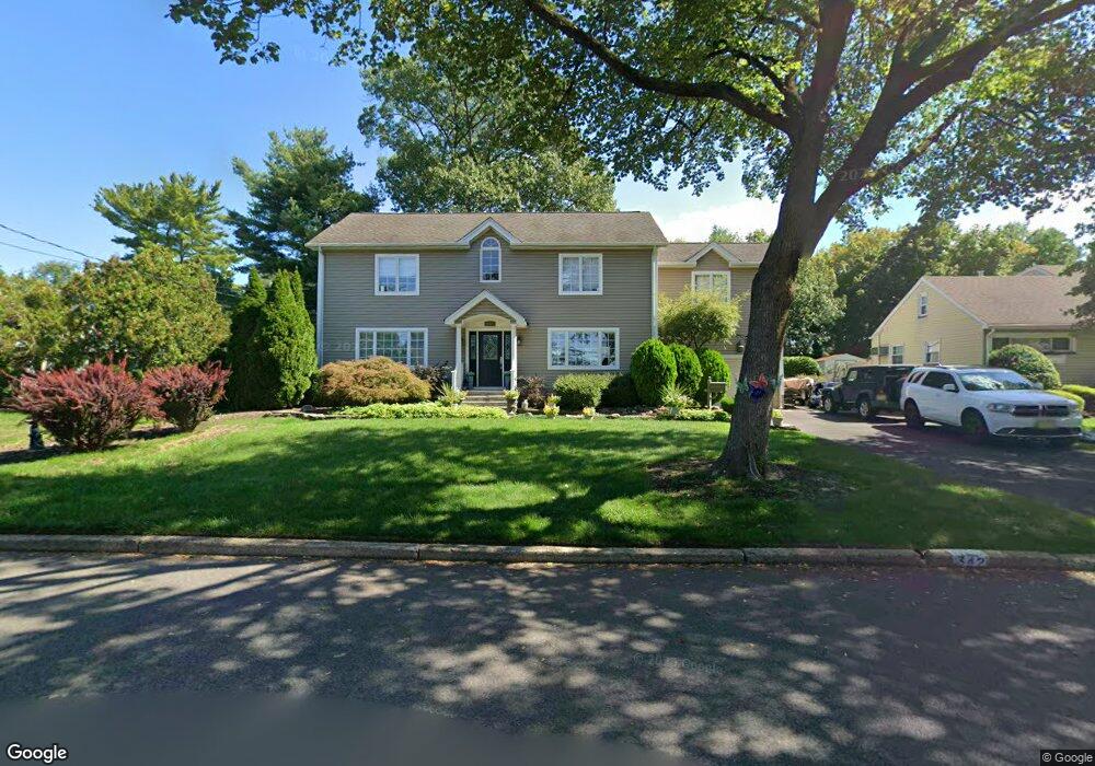 342 Alan Dr, Paramus, NJ 07652 - photo 1