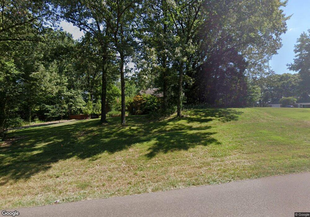 1385 Thousand Oaks Dr, Hernando, MS 38632 - photo 1