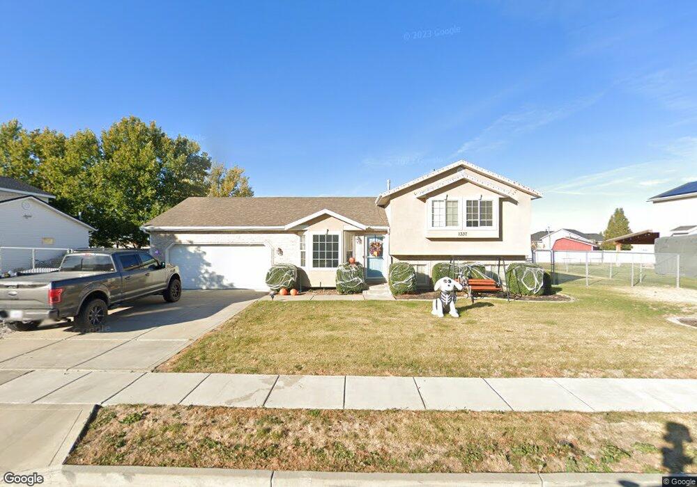 1337 N 3850 W, Clearfield, UT 84015 - photo 1