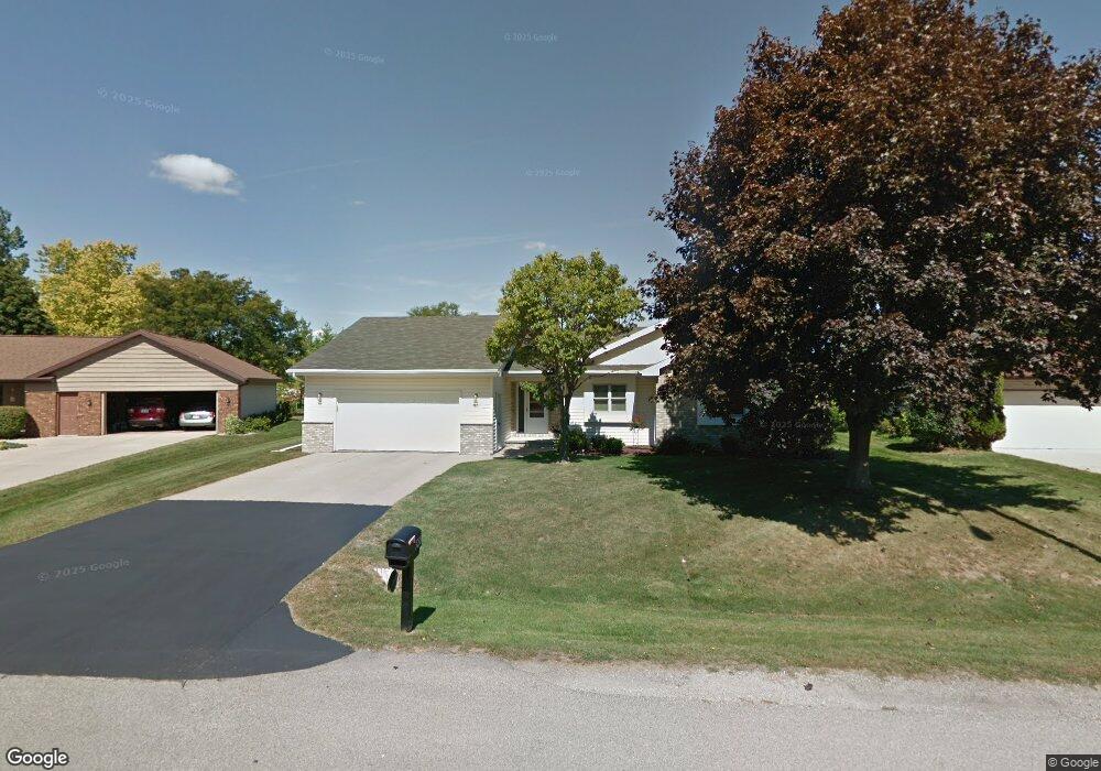 3120 W Sunset Ave, Appleton, WI 54914 - photo 1