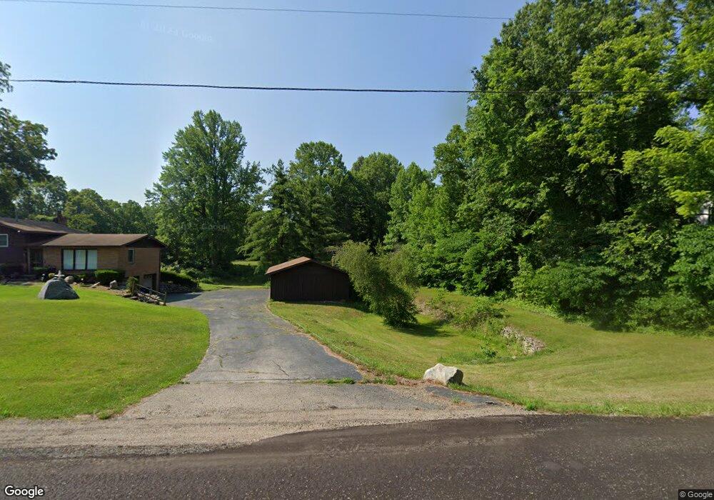 8582 Elm Valley Rd, Three Oaks, MI 49128 - photo 1