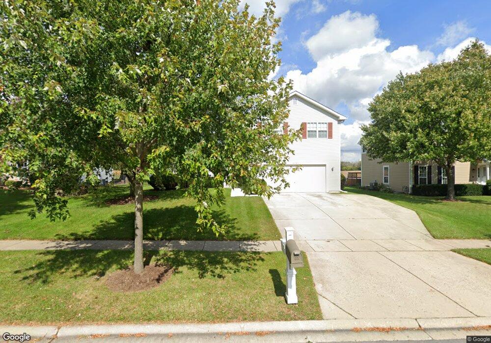 2010 Honey Locust Dr, Algonquin, IL 60102 - photo 1