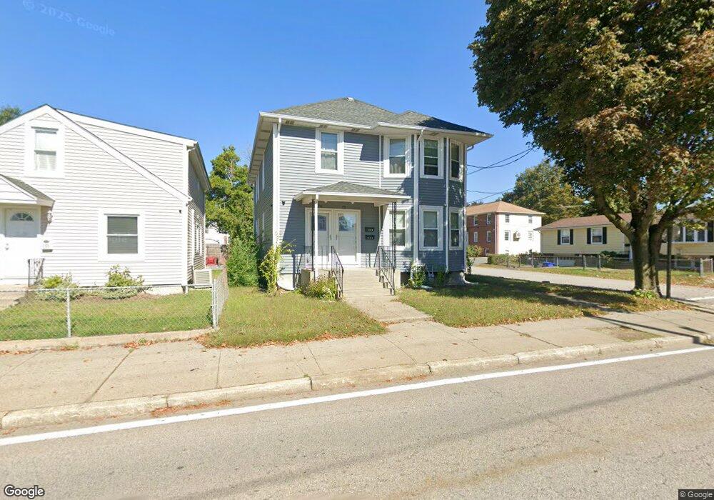 254 Benefit St, Pawtucket, RI 02861 - photo 1