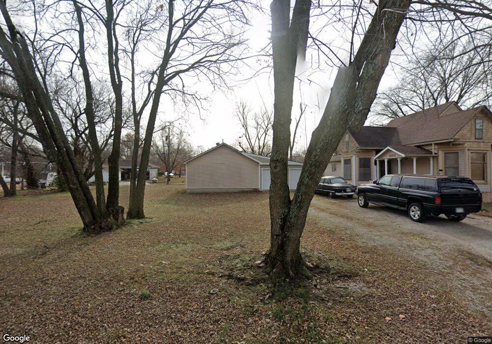 1620 Felix Ave, Parsons, KS 67357 - photo 1