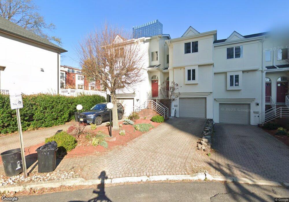 147 Old Palisade Rd unit A, Fort Lee, NJ 07024 - photo 1