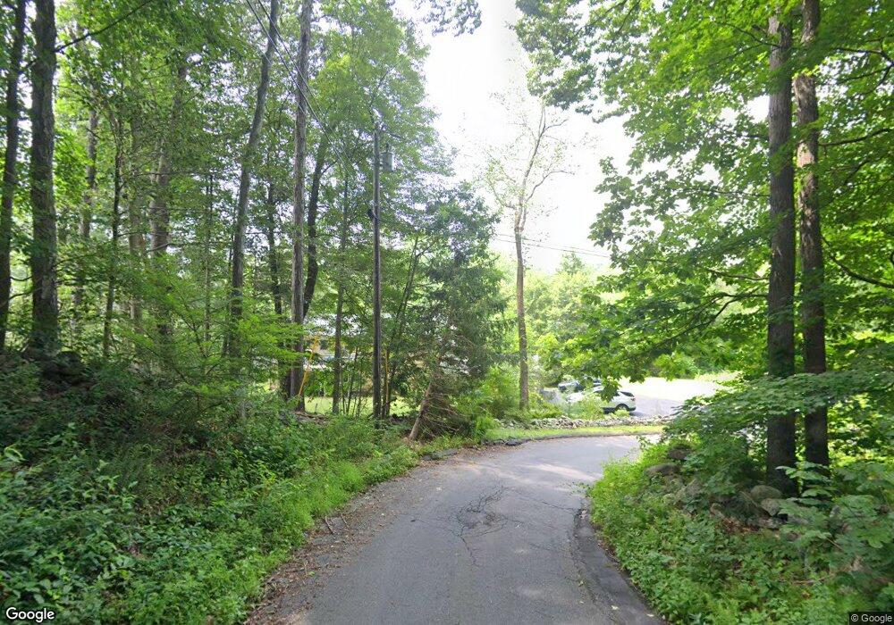 6 Old Still Rd, Ridgefield, CT 06877 - photo 1