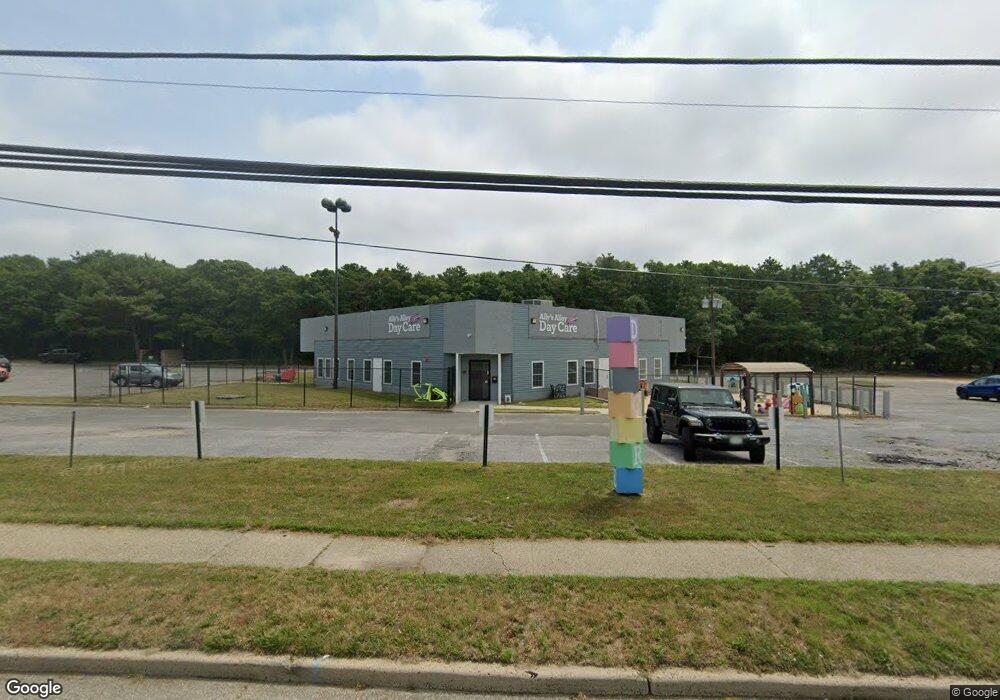 745 Waverly Ave, Holtsville, NY 11742 - photo 1