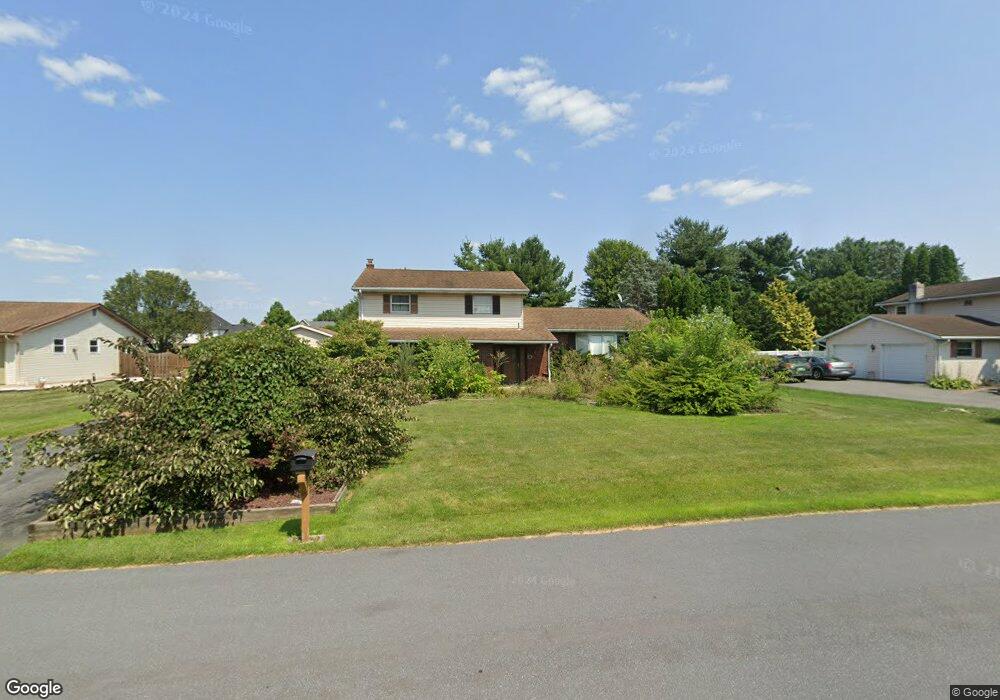 454 Spruce Ln, Nazareth, PA 18064 - photo 1