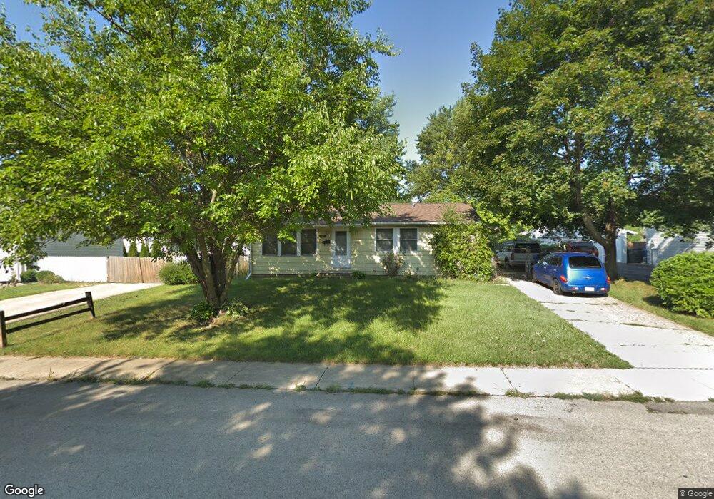 64 Alameda Dr, Carpentersville, IL 60110 - photo 1