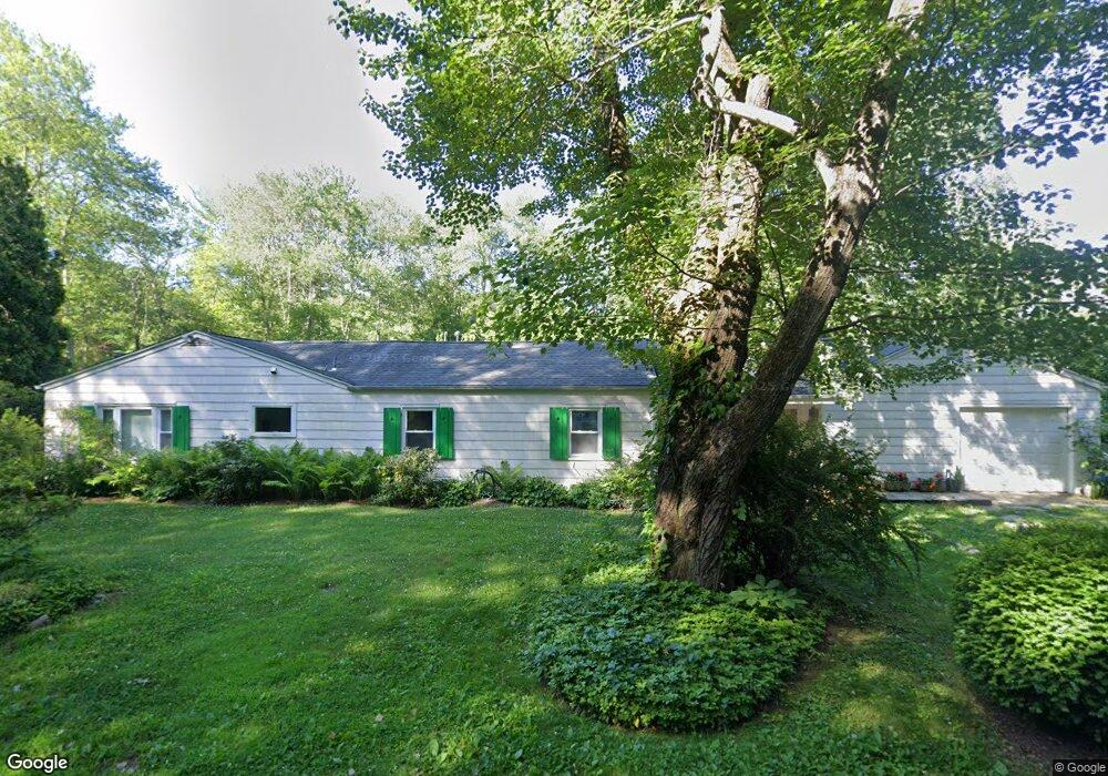 29 Pleasant Point Rd, Branford, CT 06405 - photo 1