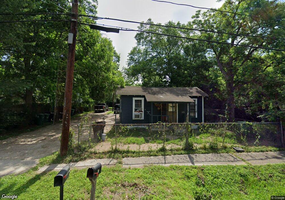 8506 Curry Rd, Houston, TX 77093 - photo 1