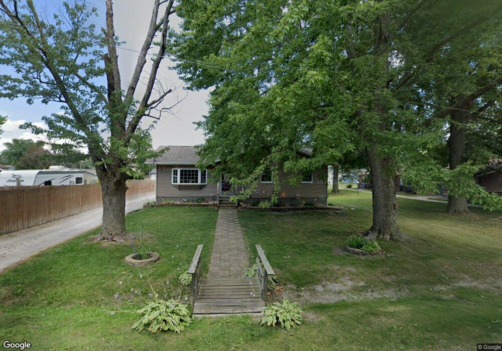 210 N Madison St, Grandview, IA 52752 - photo 1