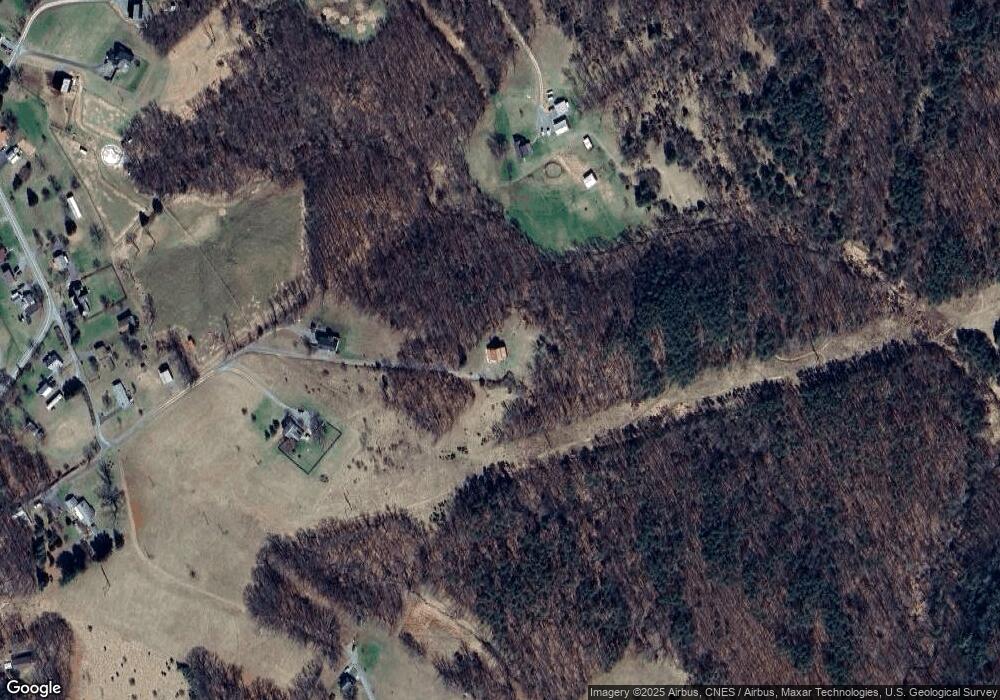 323 Elmer Pentoney Ln, Berkeley Springs, WV 25411 - photo 1