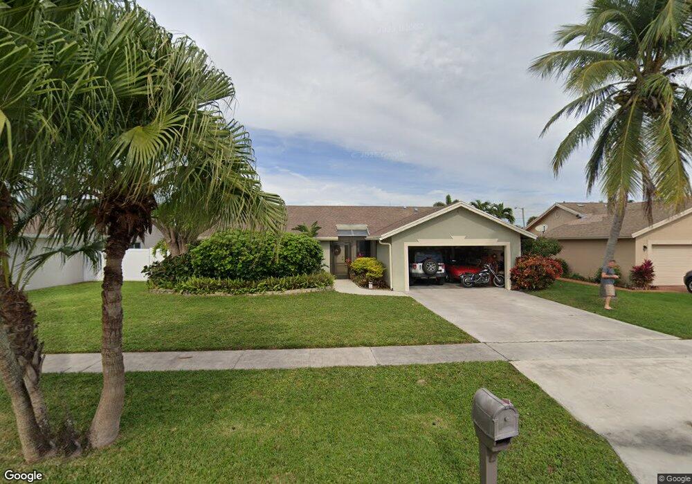 9223 Edgemont Ln, Boca Raton, FL 33434 - photo 1