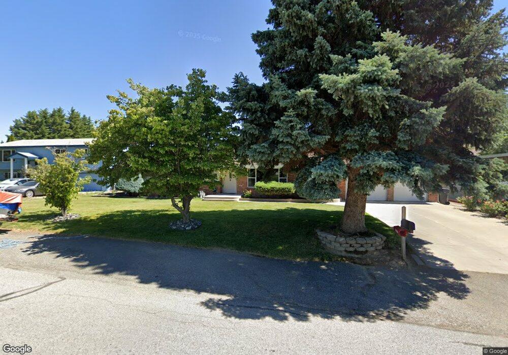 420 Elva Way, East Wenatchee, WA 98802 - photo 1