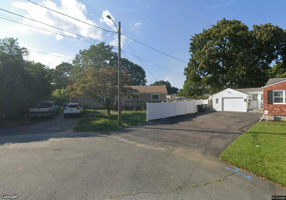 187 Vineyard Rd, Warwick, RI 02889 - photo 1