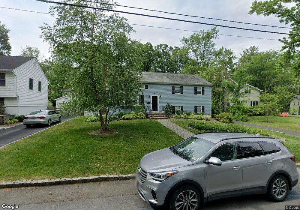 61 Karen Way, Summit, NJ 07901 - photo 1