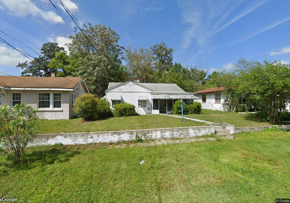 5129 Birkenhead Rd, Jacksonville, FL 32210 - photo 1