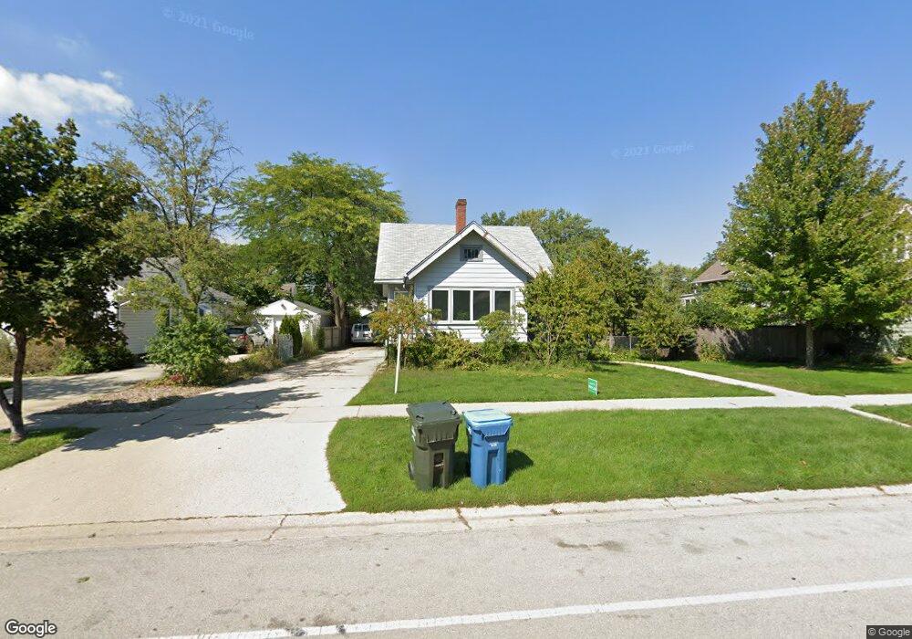 942 E Prairie Ave, Des Plaines, IL 60016 - photo 1