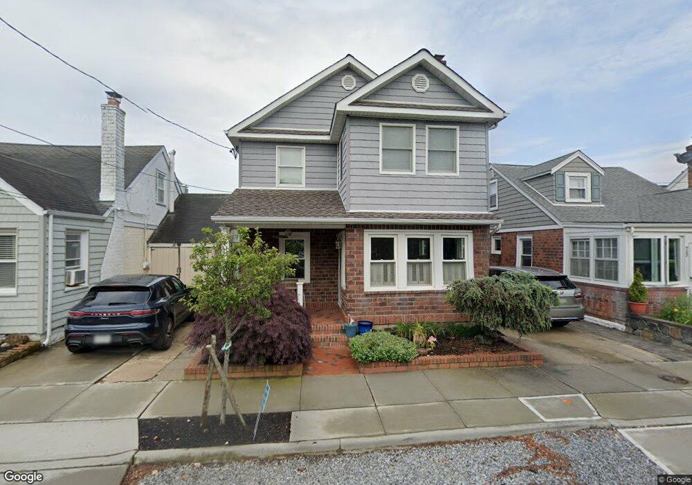 77 Inwood Ave, Point Lookout, NY 11569 - photo 1