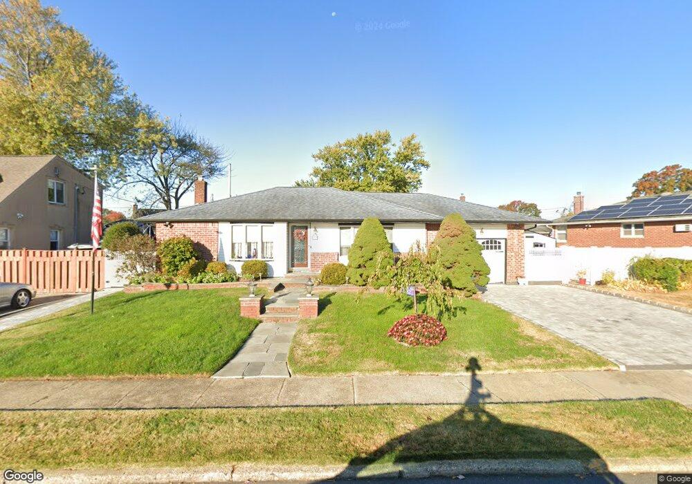 276 Bryant Ave, Levittown, NY 11756 - photo 1