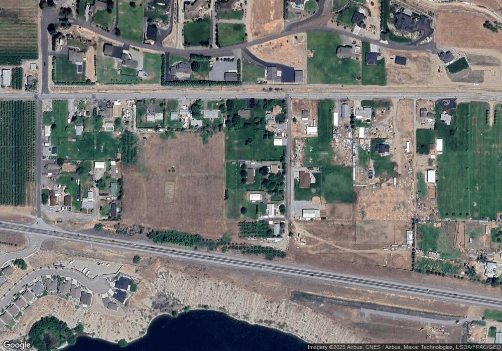 1220 S Stark Ave, East Wenatchee, WA 98802 - photo 1