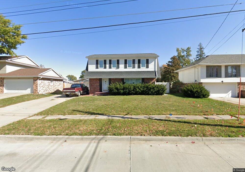 414 E 16th St N, Newton, IA 50208 - photo 1