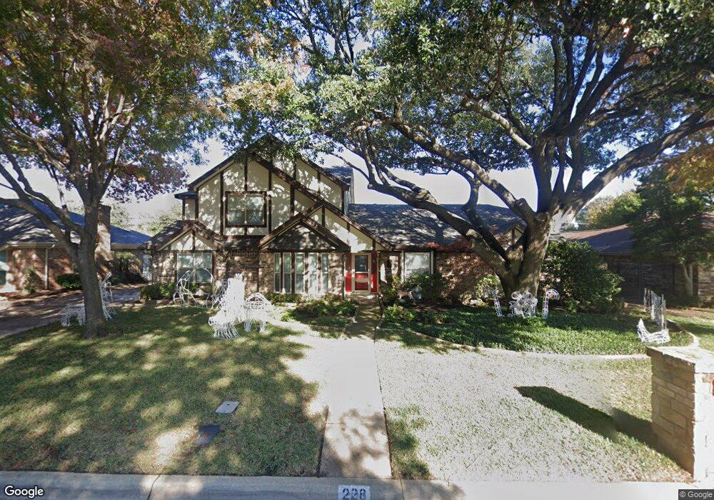 228 Baker Dr, Hurst, TX 76054 - photo 1