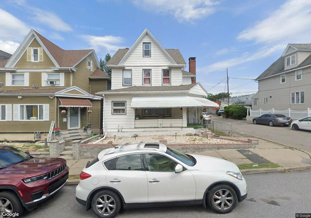 681 Grant St, Hazleton, PA 18201 - photo 1